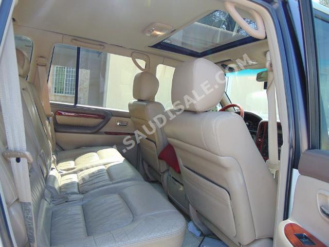 2001 Lexus LX 470