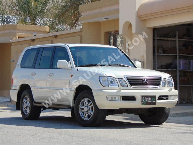 2001 Lexus LX 470