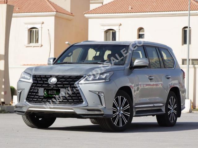 2021 لكزس إل إكس 570 اس