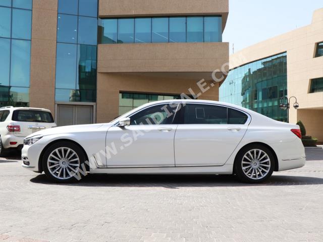 2019 بي ام دبليو الفئة السابعة 730 إل أي