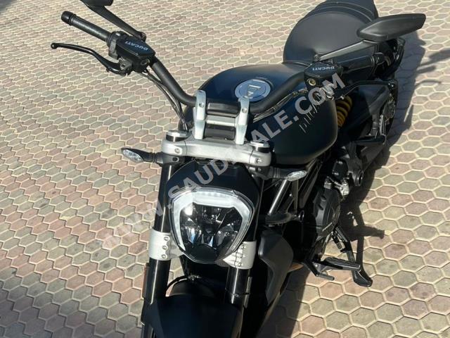 2021 Ducati Diavel xDiavel