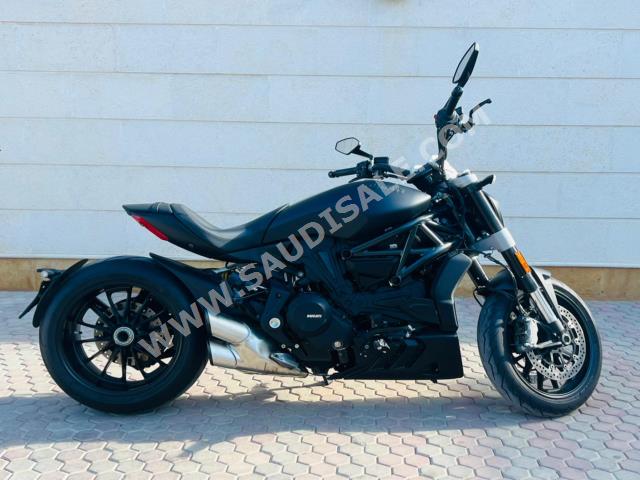 2021 Ducati Diavel xDiavel