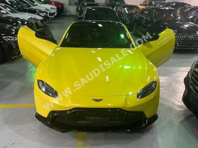 2019 استون مارتن فانتج
