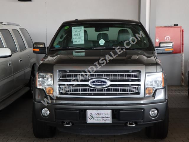 2012 فورد اف 150