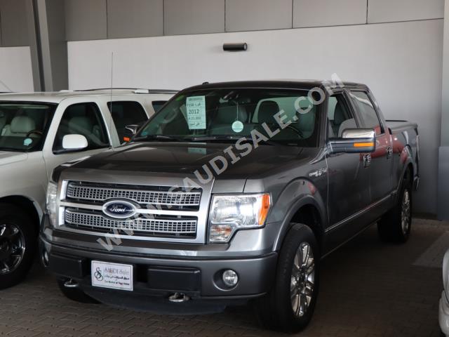 2012 فورد اف 150