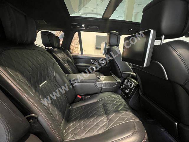 2019 لاند روفر رينج روفر اس في اوتوبيوغرافي