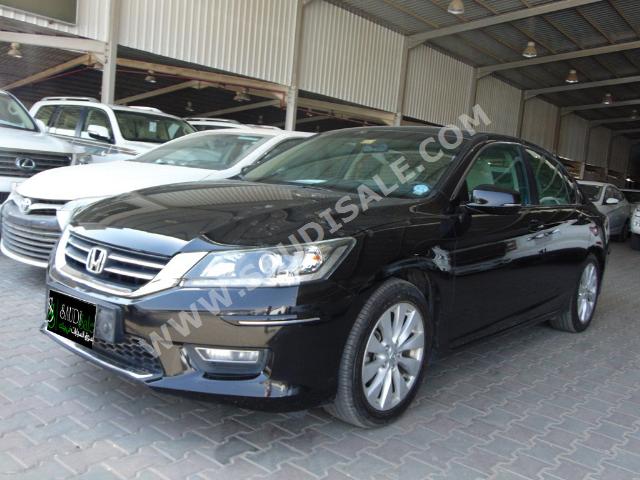 2013 هوندا اكورد