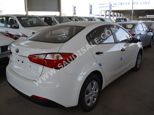 2016 كيا سيراتو