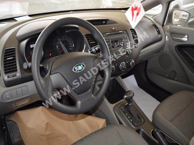 2016 كيا سيراتو