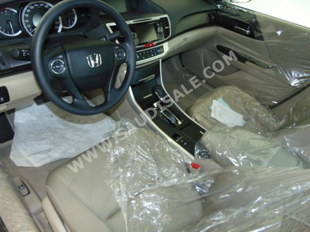 2016 هوندا اكورد