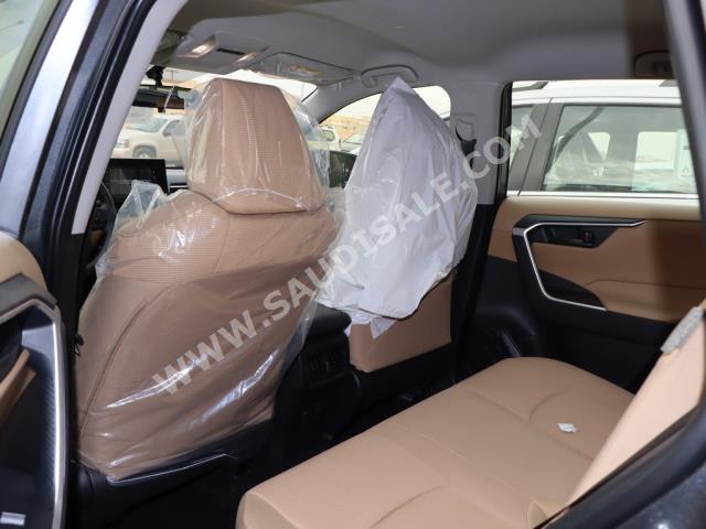 2023 تويوتا راف 4