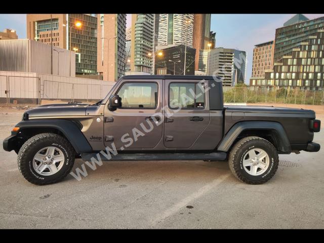 2020 جييب جلادياتور سبورت