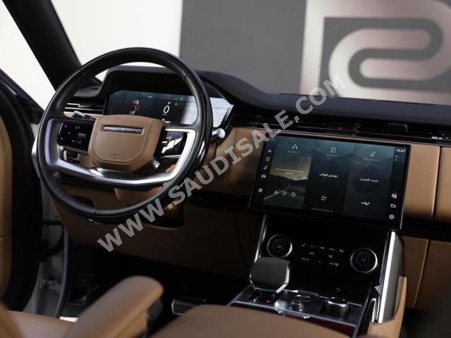 2022 لاند روفر رينج روفر اتش اس اي