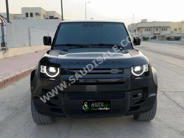 2021 لاند روفر ديفيندر اتش اس اي