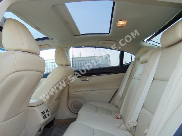 2013 Lexus ES 350