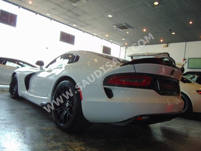 2014 دودج فايبر