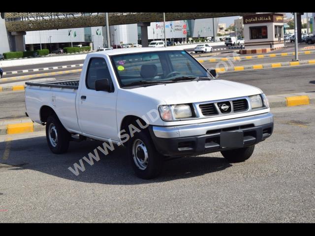 1999 نيسان داتسون غمارة