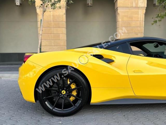 2016 فيراري 488