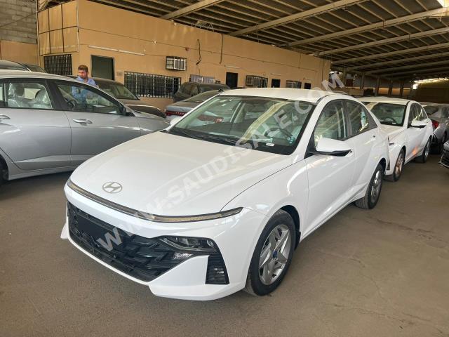 2024 هيونداي اكسنت