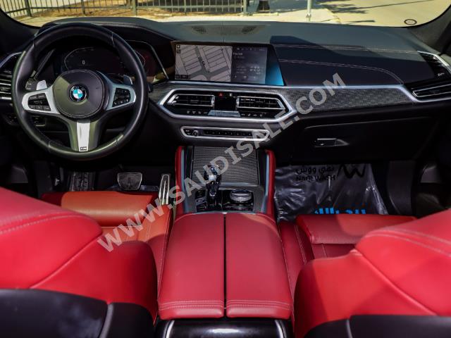 2022 بي ام دبليو الفئة اكس 6 إم كت