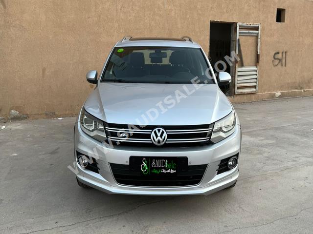 2013 فولكس واجن تيغوان ار-لاين