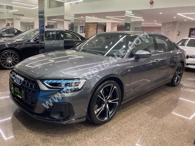 2022 اودي اي 8 ال اس لاين