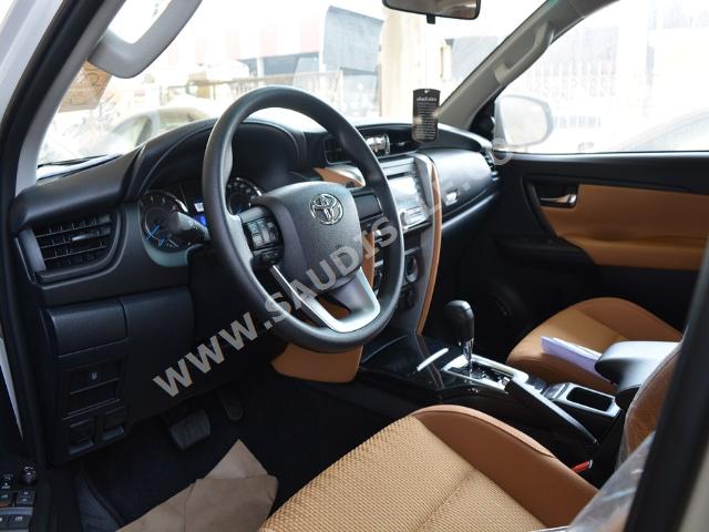 2017 Toyota Fortuner GX