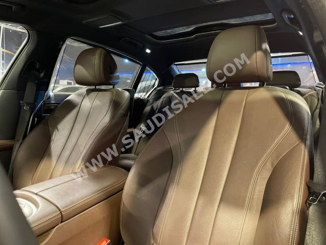 2018 بي ام دبليو الفئة السابعة 730 إل أي