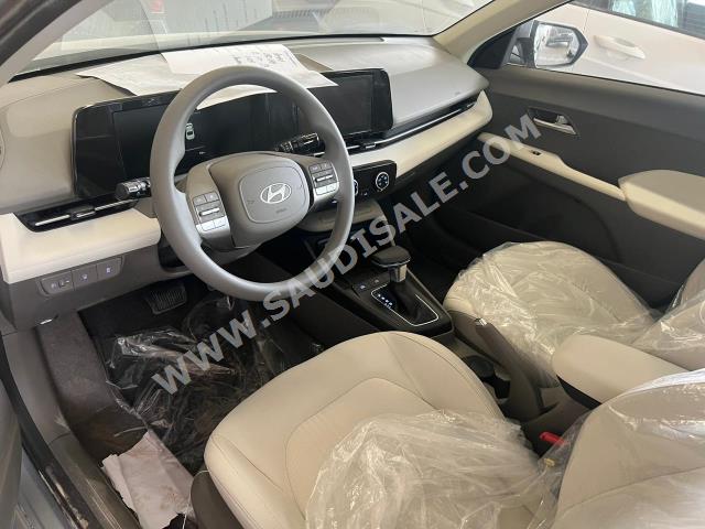 2024 هيونداي اكسنت