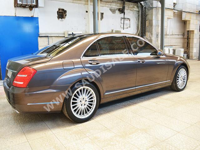 2012 Mercedes-Benz S 300