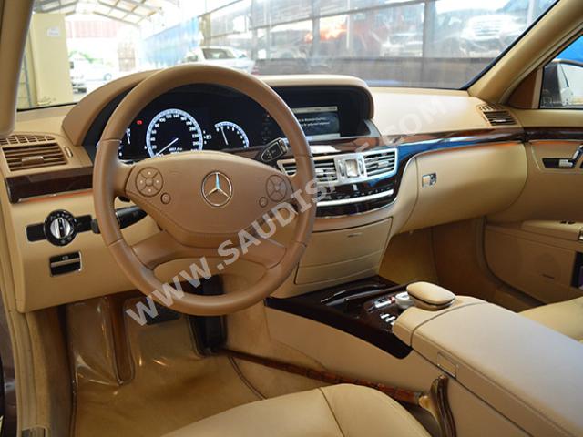2012 Mercedes-Benz S 300