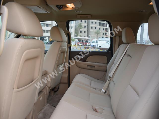 2013 Chevrolet Suburban LT