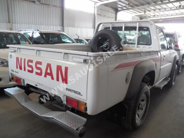 2015 Nissan Patrol Pickup