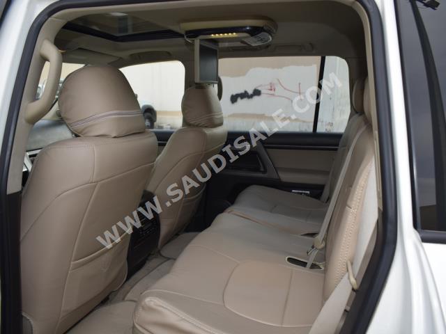 2009 Toyota Land Cruiser VXR