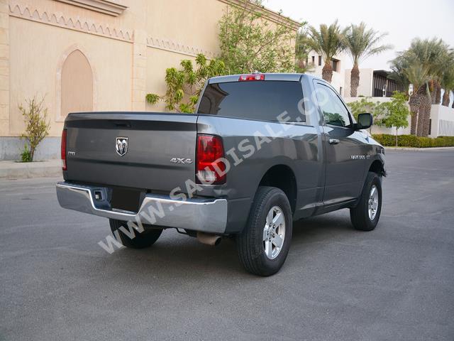 2012 دودج رام 1500 هيمي