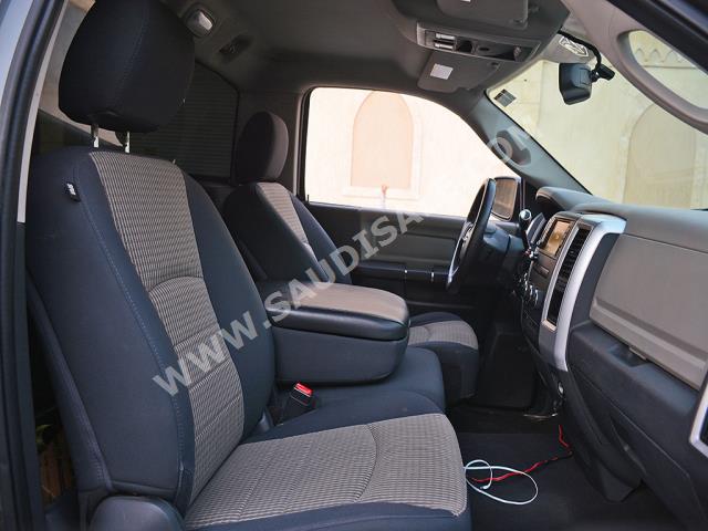 2012 دودج رام 1500 هيمي