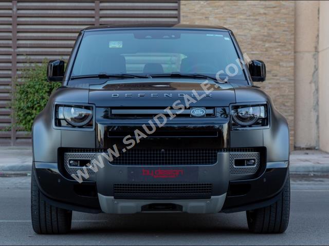 2023 لاند روفر ديفيندر إصدار كارباثيان