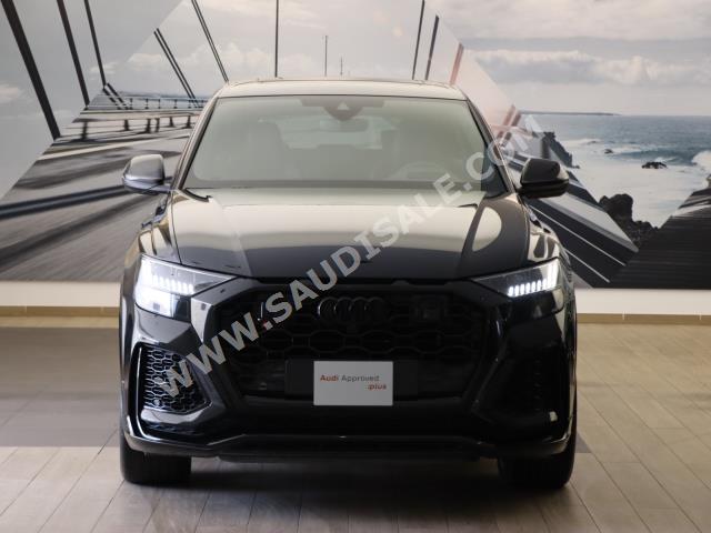 2022 اودي ار اس كيو 8