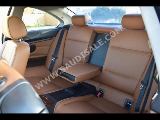 2011 بي ام دبليو الفئة الثالثة 328 أي