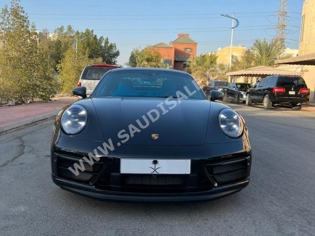 2023 بورش 911 كاريرا جي تي اس
