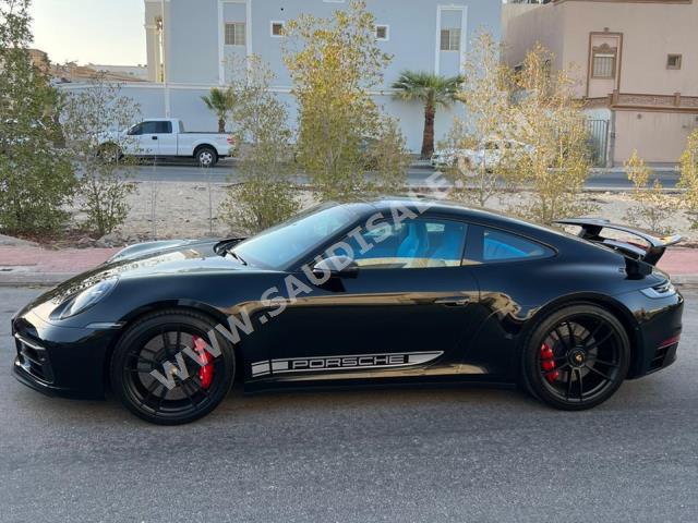 2023 بورش 911 كاريرا جي تي اس