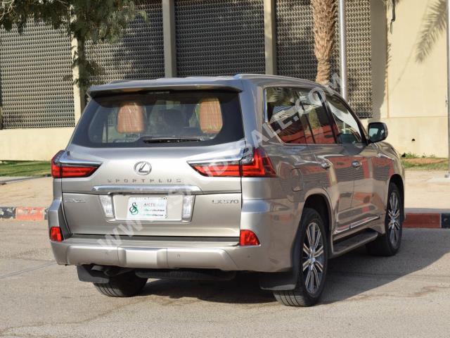 2016 Lexus LX 570 Sport Plus