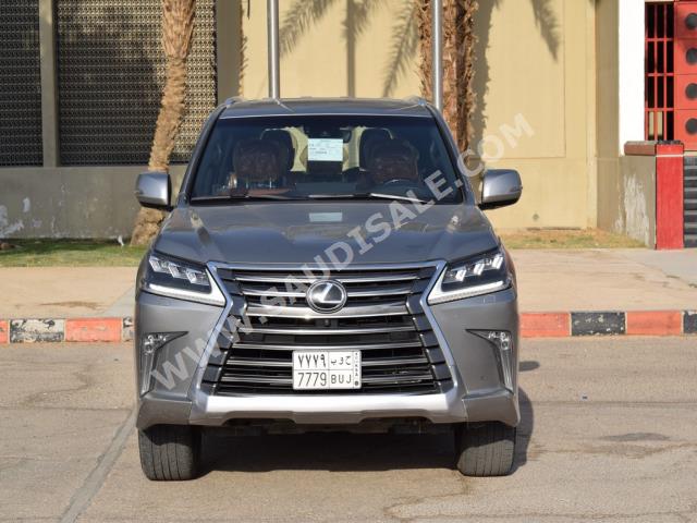 2016 Lexus LX 570 Sport Plus