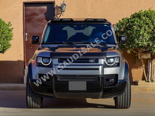 2020 لاند روفر ديفيندر