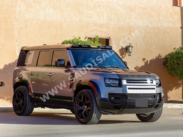 2020 لاند روفر ديفيندر