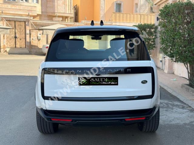 2022 لاند روفر رينج روفر فوج اوتوبيوغرافي