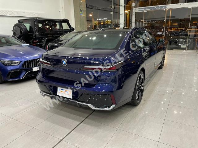 2023 بي ام دبليو الفئة السابعة 735 إل أي