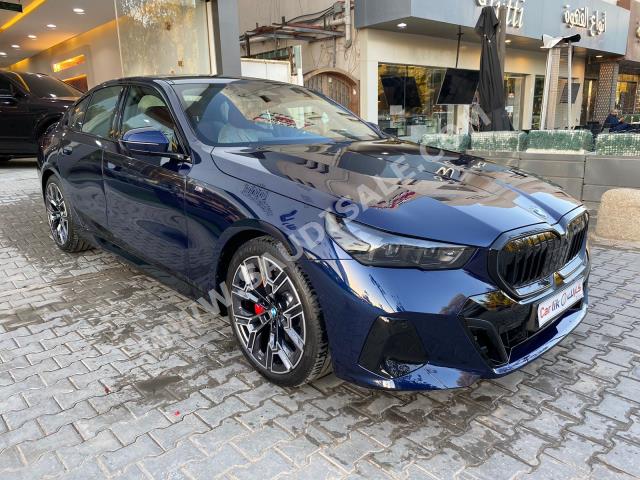 2024 بي ام دبليو الفئة الخامسة 520 أي