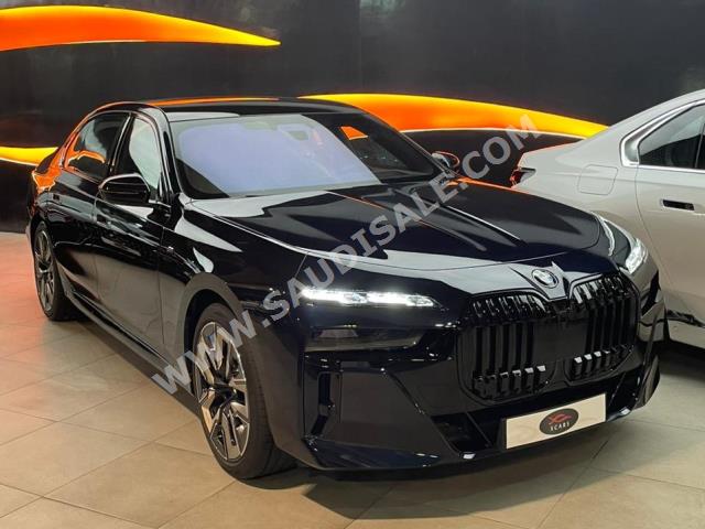 2023 بي ام دبليو الفئة السابعة 760 إل أي