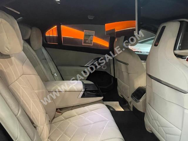 2023 بي ام دبليو الفئة السابعة 760 إل أي